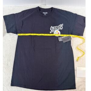 NWT Junk Food Clothing Pittsburgh Steelers NFL Team Apparel Graphic T Size M